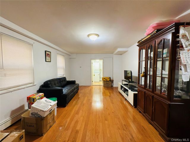 2154 Haight Avenue, Bronx, NY 10461