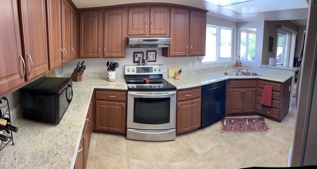 10409 E EAST Drive, Chandler, AZ 85248