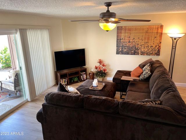 10409 E EAST Drive, Chandler, AZ 85248