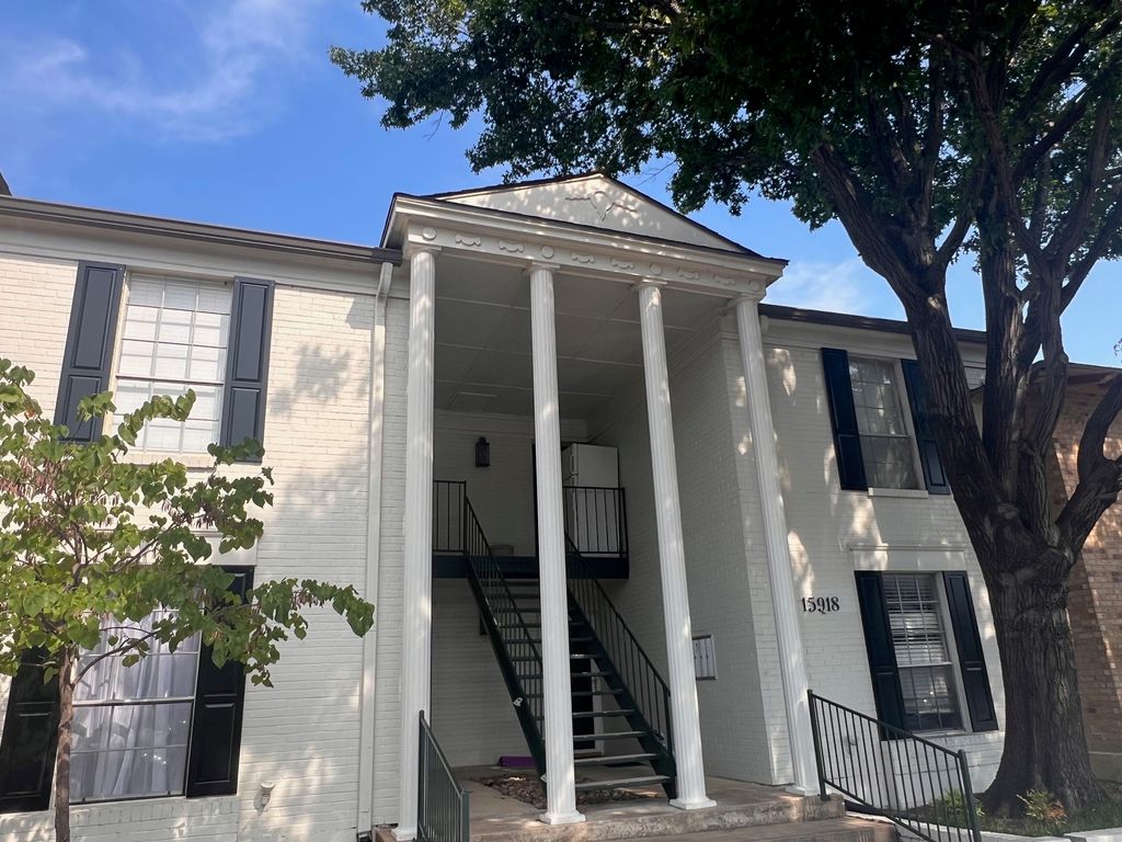 15918 Stillwood Street 1076, Dallas, TX 75248