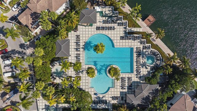 21200 Point Pl 504, Aventura, FL 33180