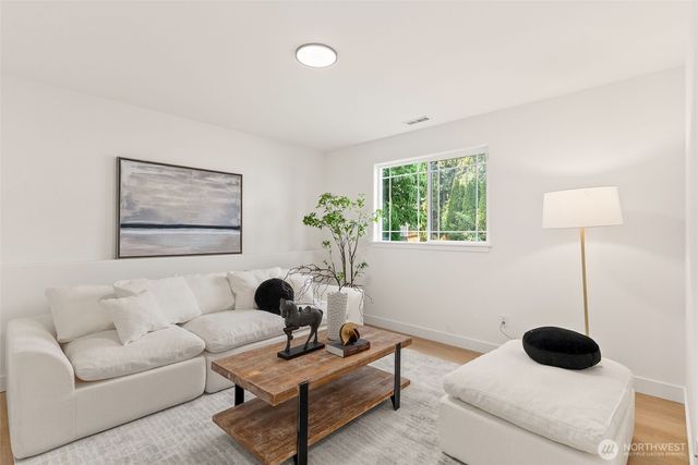 14231 41st Drive SE, Bothell, WA 98012