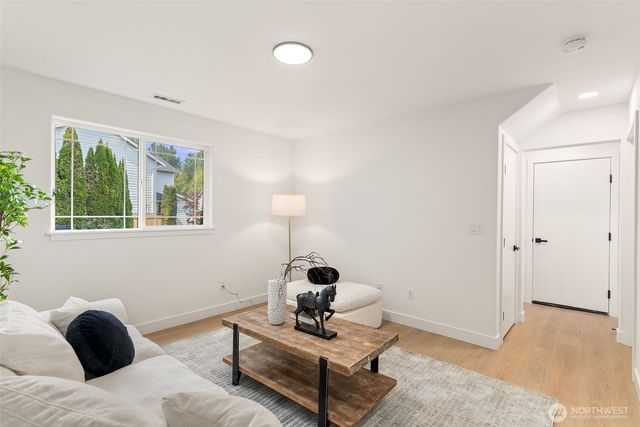 14231 41st Drive SE, Bothell, WA 98012