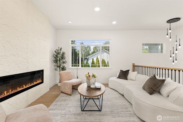 14231 41st Drive SE, Bothell, WA 98012