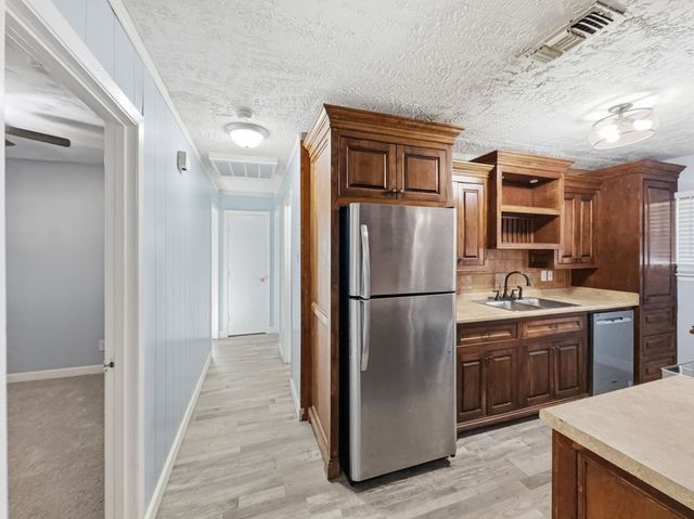 602 N Ector Drive, Euless, TX 76039