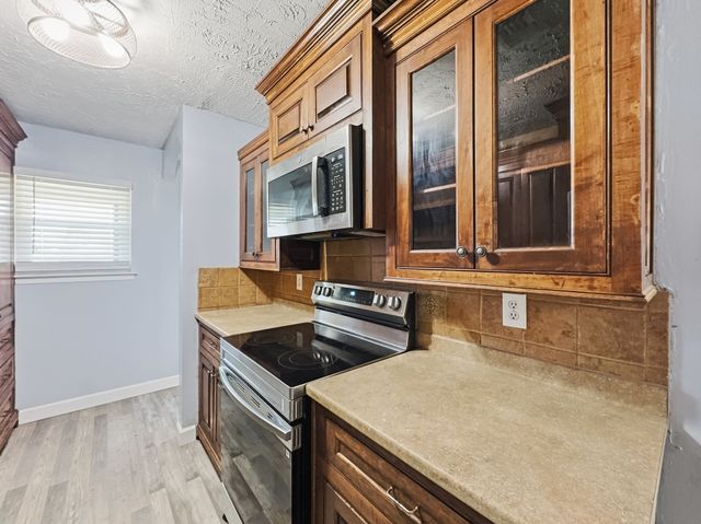 602 N Ector Drive, Euless, TX 76039