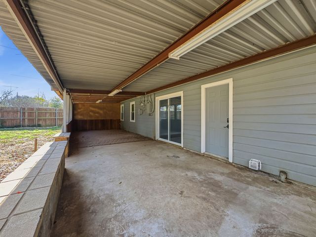 602 N Ector Drive, Euless, TX 76039