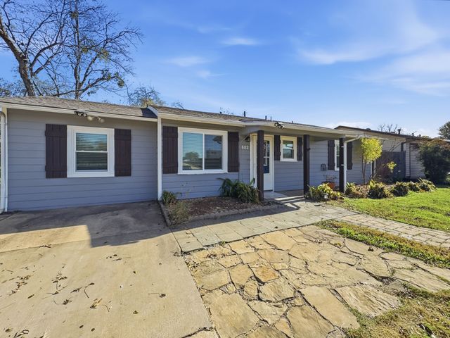 602 N Ector Drive, Euless, TX 76039