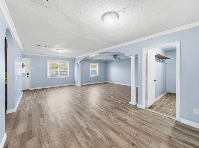 602 N Ector Drive, Euless, TX 76039