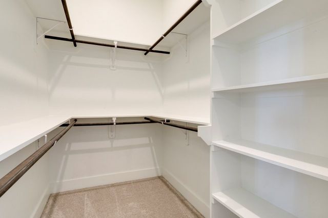 1724 Cannon Street, Van Alstyne, TX 75495