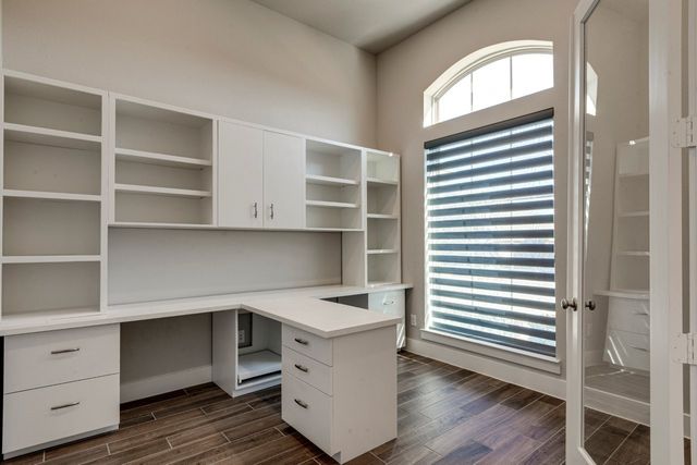 1724 Cannon Street, Van Alstyne, TX 75495