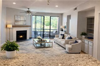 5200 Weslayan Street 214A, Houston, TX 77005