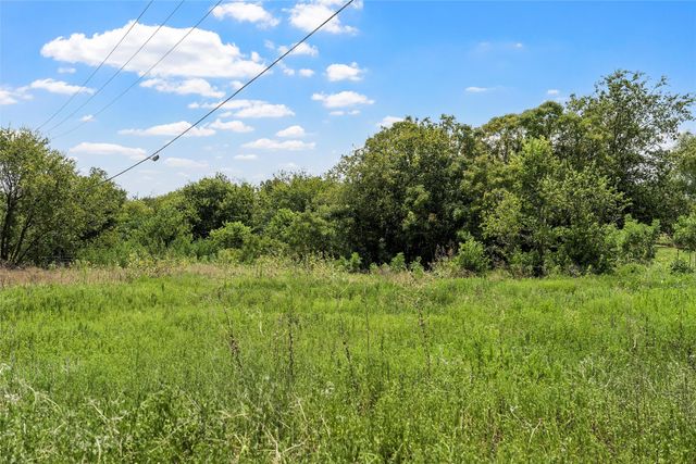 450 Illinois Avenue, China Spring, TX 76633