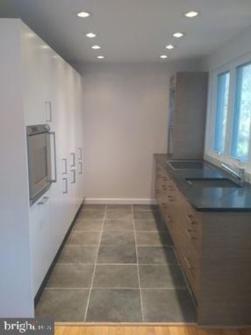 120 FLEETWOOD TER, Silver Spring, MD 20910