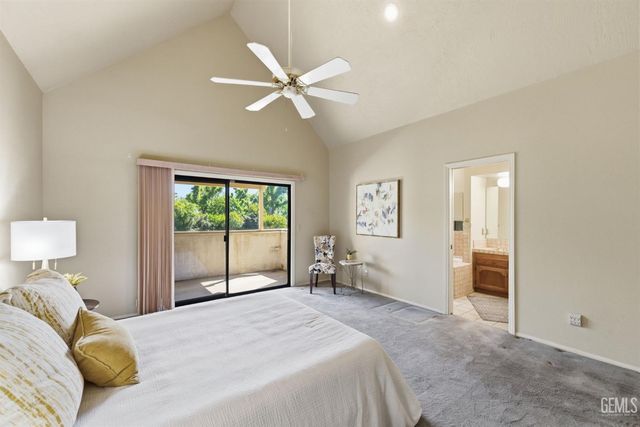 100 Stockdale Circle, Bakersfield, CA 93309