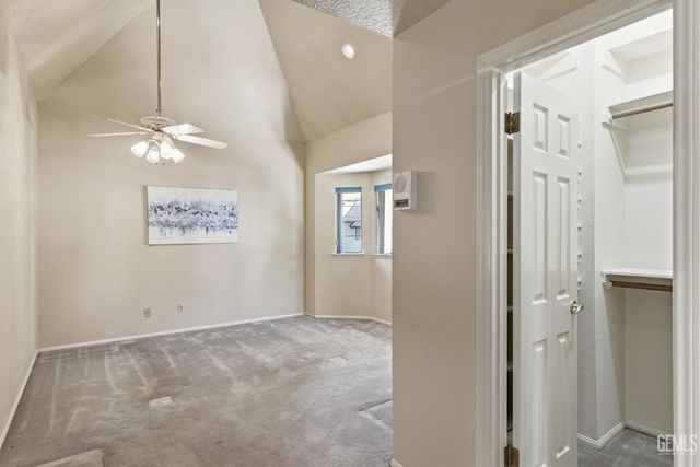 100 Stockdale Circle, Bakersfield, CA 93309