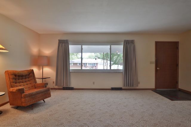 999 Brentford Drive, Columbus, OH 43220