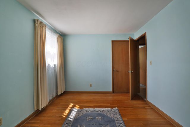 999 Brentford Drive, Columbus, OH 43220