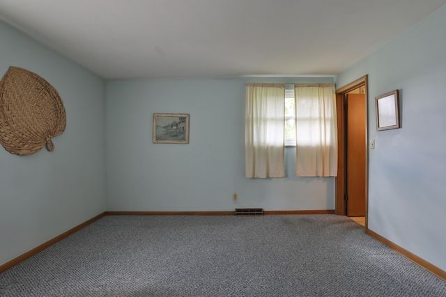 999 Brentford Drive, Columbus, OH 43220
