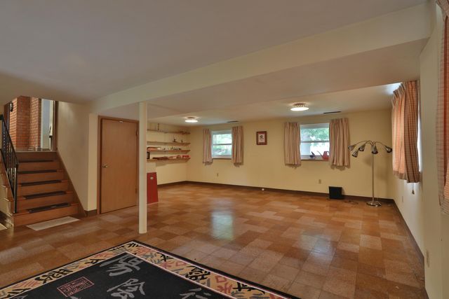999 Brentford Drive, Columbus, OH 43220
