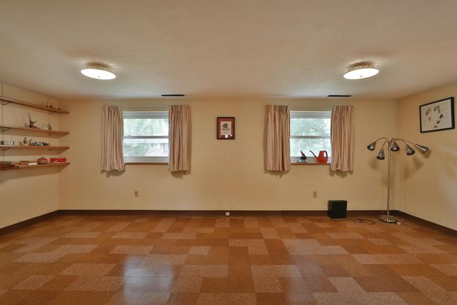 999 Brentford Drive, Columbus, OH 43220