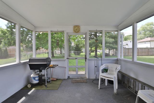 999 Brentford Drive, Columbus, OH 43220