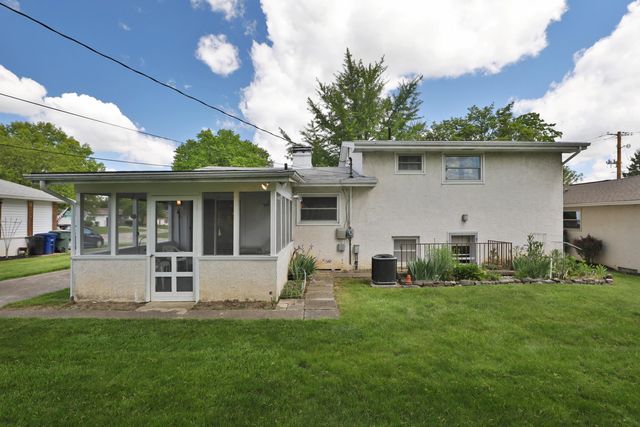 999 Brentford Drive, Columbus, OH 43220
