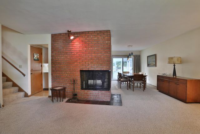999 Brentford Drive, Columbus, OH 43220
