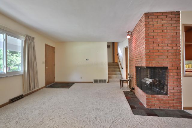 999 Brentford Drive, Columbus, OH 43220