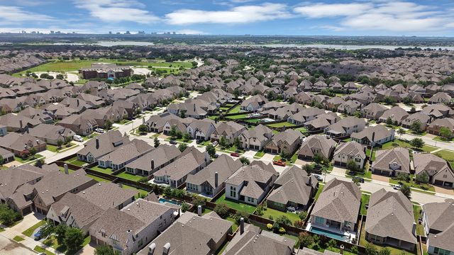 8260 Halifax, The Colony, TX 75056