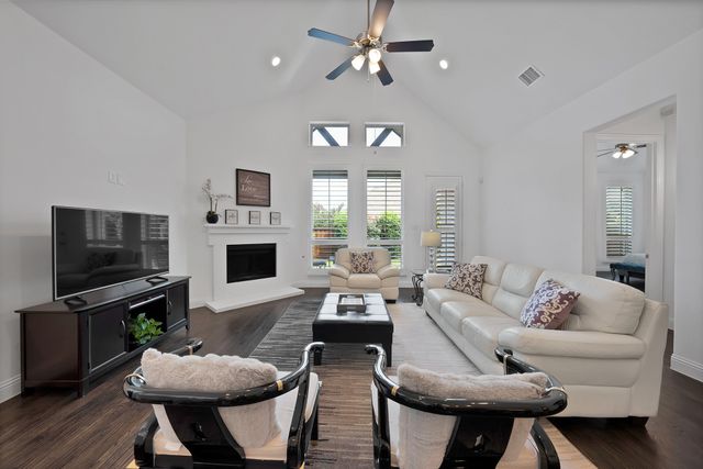 8260 Halifax, The Colony, TX 75056