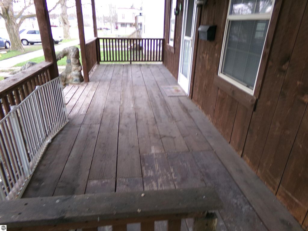 Image 14 of property listing at 116 N Main Street, St Louis, MI 48880