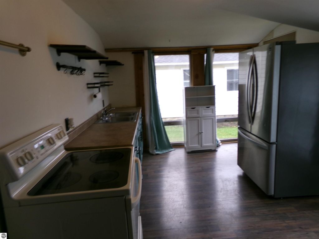 Image 22 of property listing at 116 N Main Street, St Louis, MI 48880