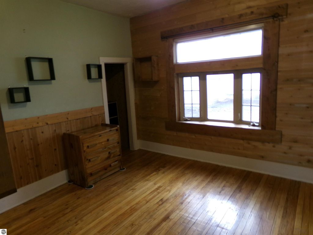 Image 27 of property listing at 116 N Main Street, St Louis, MI 48880