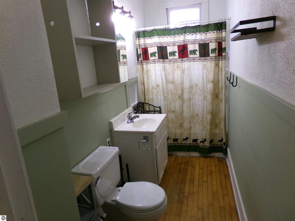 Image 31 of property listing at 116 N Main Street, St Louis, MI 48880