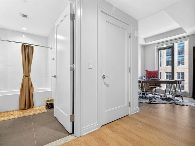 135 Seaport Blvd 2008, Boston, MA 02210