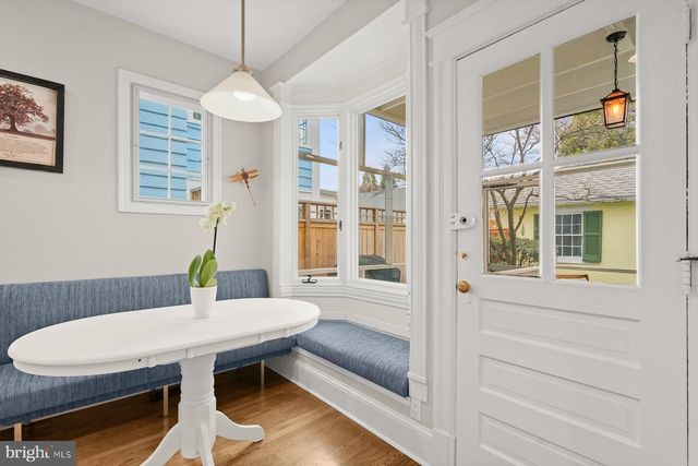 3110 33RD PL NW, Washington, DC 20008