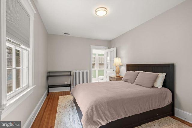 3110 33RD PL NW, Washington, DC 20008