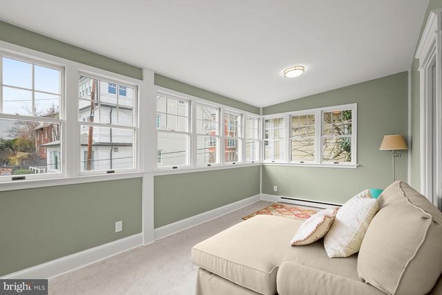 3110 33RD PL NW, Washington, DC 20008