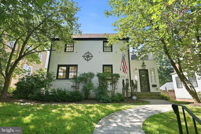 4420 CHESAPEAKE ST NW, Washington, DC 20016
