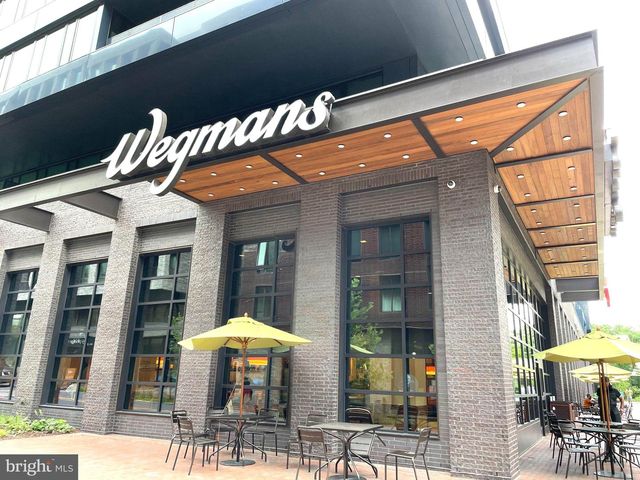 4420 CHESAPEAKE ST NW, Washington, DC 20016