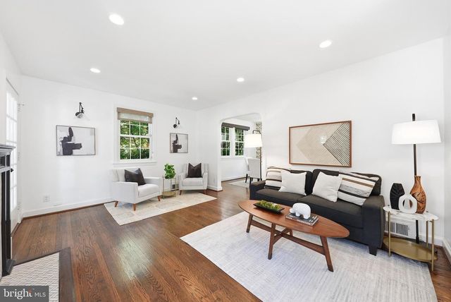 4420 CHESAPEAKE ST NW, Washington, DC 20016