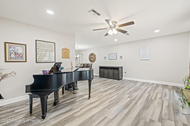 1232 Barranca Avenue, Spring Hill, FL 34609