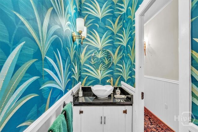 32 Habersham Street, Savannah, GA 31401