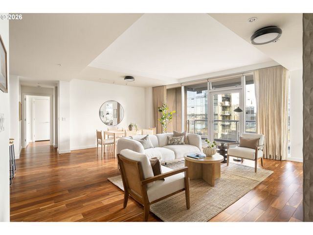 3570 S RIVER Pkwy 713, Portland, OR 97239