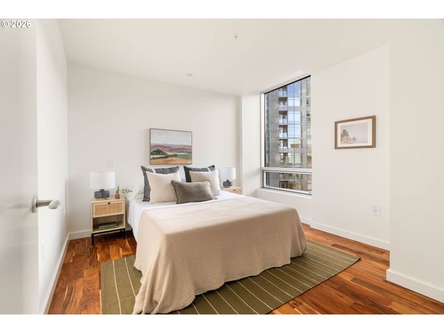 3570 S RIVER Pkwy 713, Portland, OR 97239