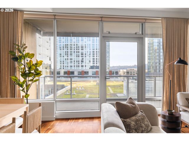 3570 S RIVER Pkwy 713, Portland, OR 97239