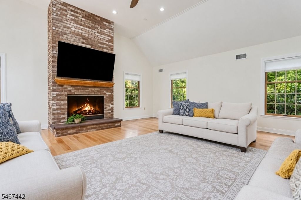 931 Vosseller Ave, Bridgewater Twp., NJ 08836 — photo 3