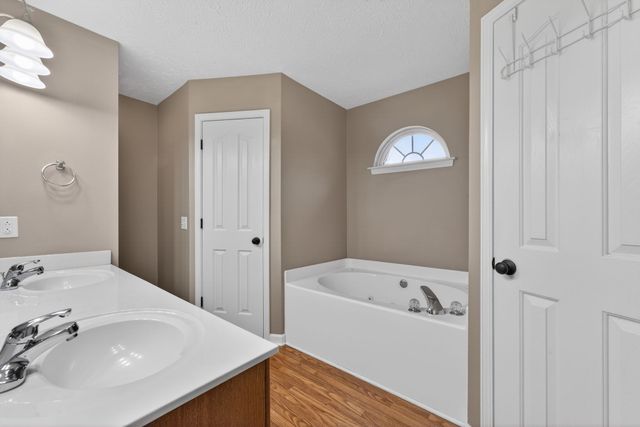 109 Choir Ct, Murfreesboro, TN 37129