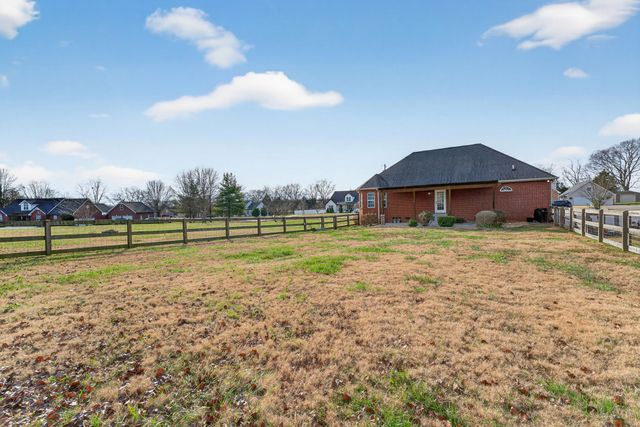 109 Choir Ct, Murfreesboro, TN 37129